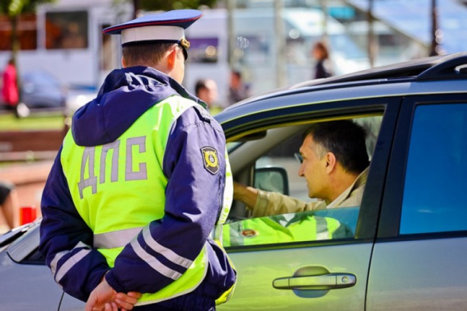 ロシア連邦における運転免許の最長期間はいくらですか？